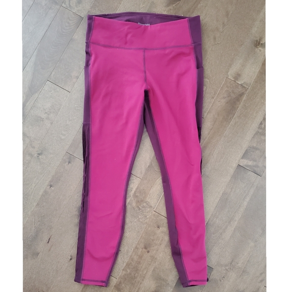 Fabletics Colorblock Legging - Picture 5 of 7